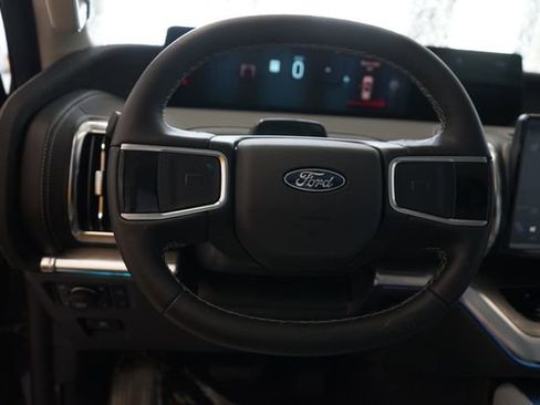 Used 2026 Ford Expedition Platinum w/ Driver's Package image 20