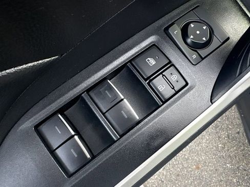 Used 2024 Toyota RAV4 XLE image 27