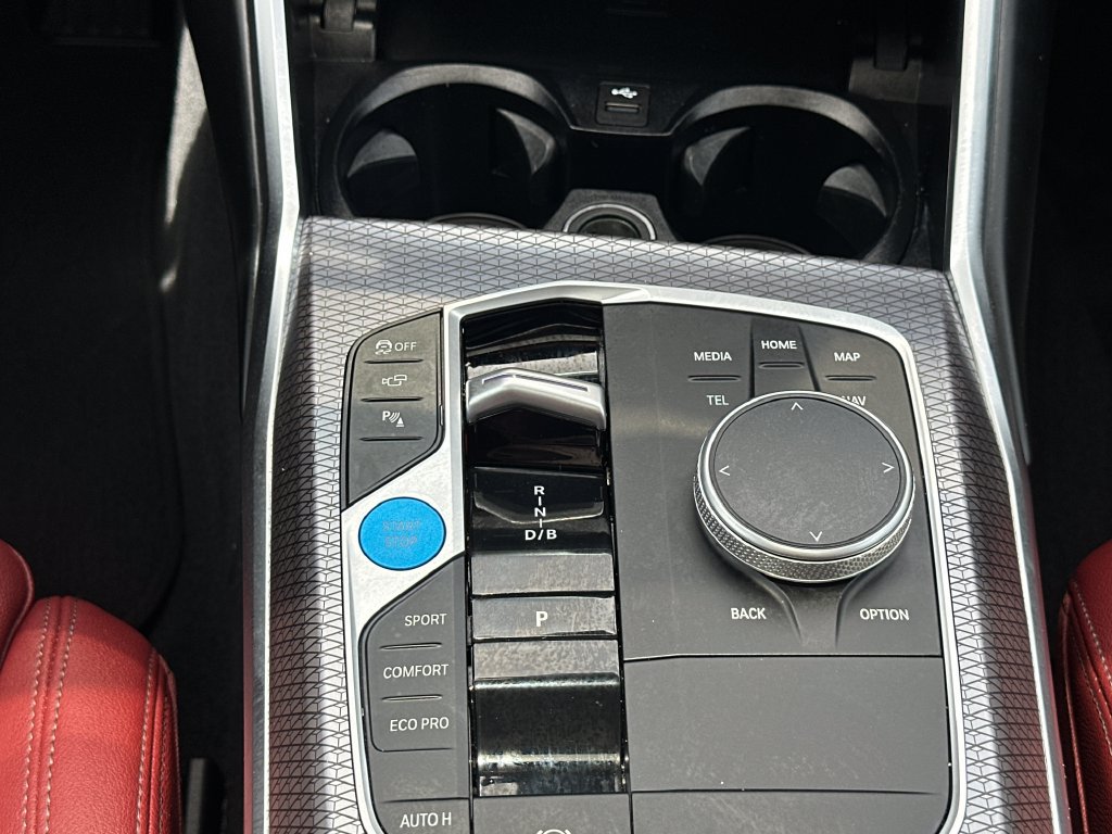 Used 2025 BMW i4 eDrive40 w/ Premium Package RWD image 19