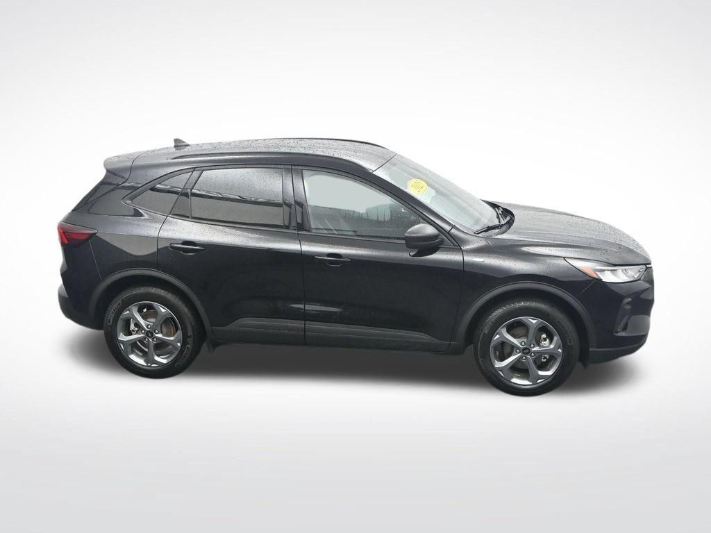 Used 2025 Ford Escape ST-Line AWD/4WD image 25