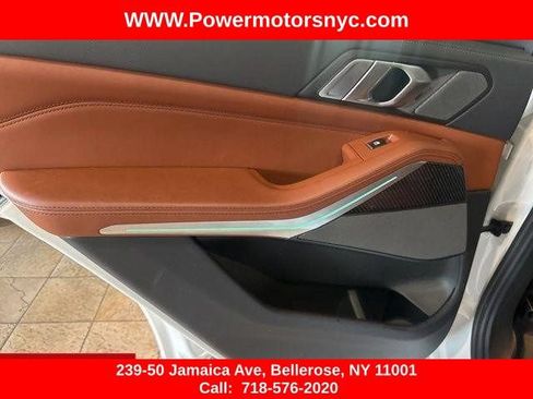 Used 2023 BMW X5 M50i w/ Premium Enhanced Package AWD/4WD image 34