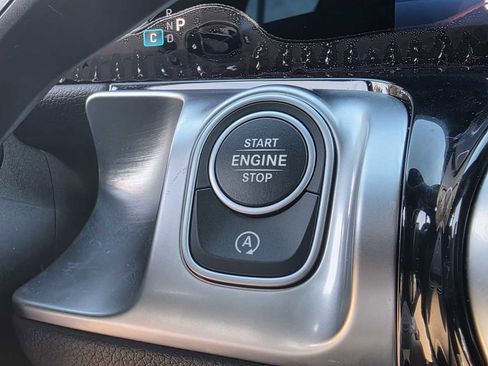 Used 2025 Mercedes-Benz GLB 250 image 22