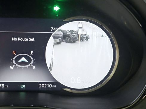 Used 2023 Genesis GV70 2.5T w/ Advanced Package AWD/4WD image 17