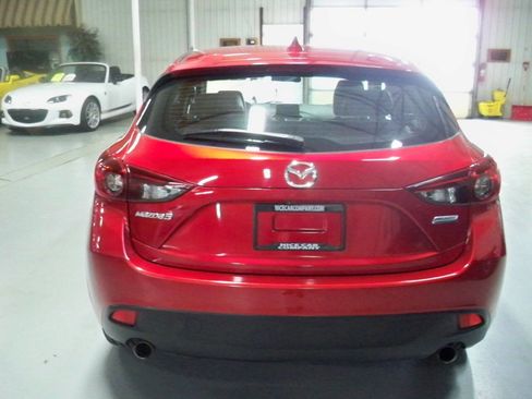 Used 2014 MAZDA MAZDA3 i Grand Touring image 4