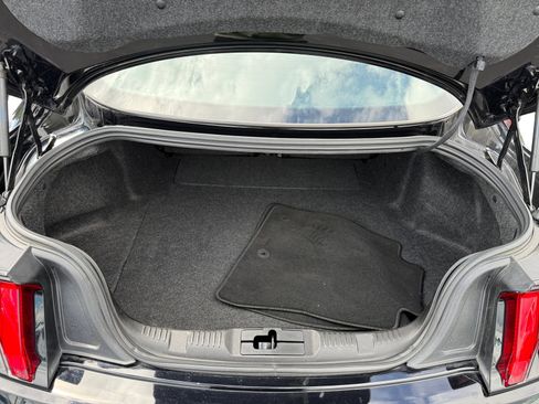 Certified 2022 Ford Mustang Coupe RWD image 17