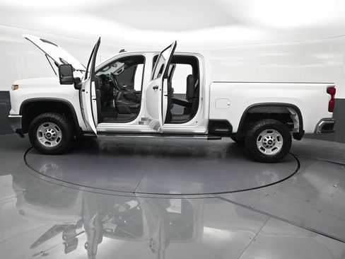 Used 2024 Chevrolet Silverado 2500 W/T w/ WT Convenience Package AWD/4WD image 33