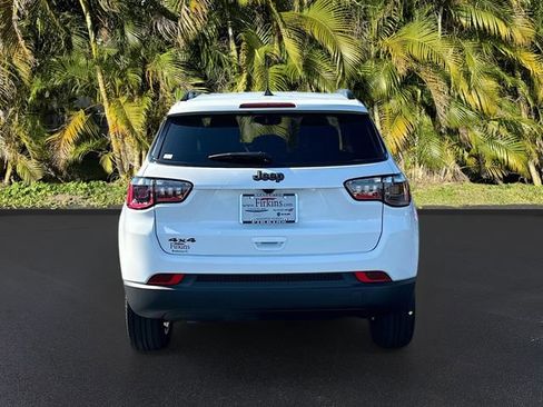 New 2026 Jeep Compass Latitude image 4
