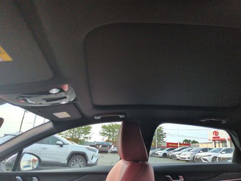 Used 2025 Kia K5 GT-Line w/ GT-Line Premium Package FWD image 21