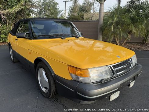 Used 1991 Saab 900 Turbo FWD image 1