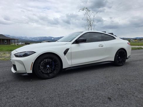 Used 2022 BMW M4 Competition w/ Executive Package RWD image 4