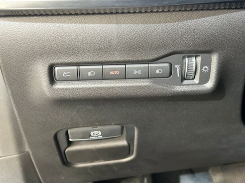 Used 2025 Jeep Wagoneer S Launch Edition image 42