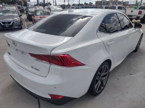 Used 2019 Lexus IS 300 image 7