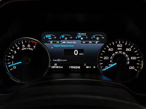 Used 2018 Ford F150 Lariat w/ Equipment Group 502A Luxury AWD/4WD image 10