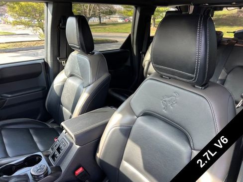 Used 2025 Ford Bronco Outer Banks AWD/4WD image 18