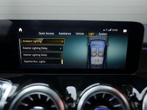 Used 2023 Mercedes-Benz GLB 250 image 53