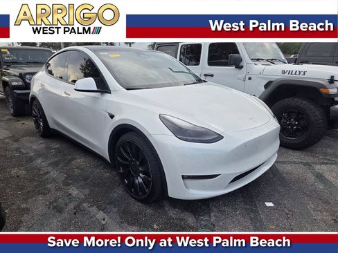 Used 2023 Tesla Model Y Performance AWD/4WD image 1