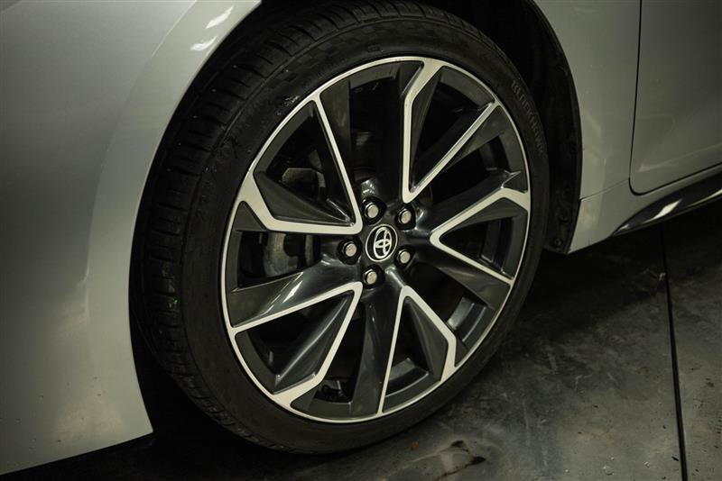 Used 2022 Toyota Corolla SE FWD image 3