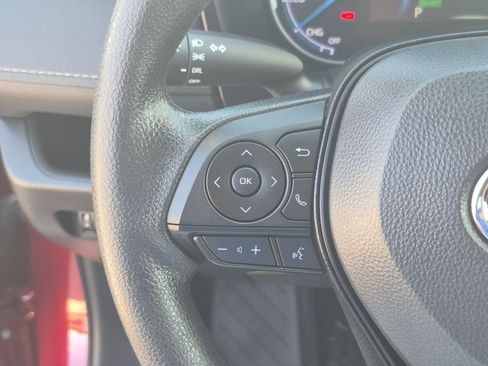 Used 2024 Toyota RAV4 LE AWD/4WD image 18