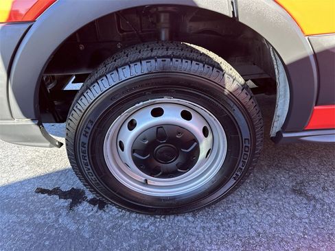 Used 2016 Ford Transit 250 130 Low Roof image 2