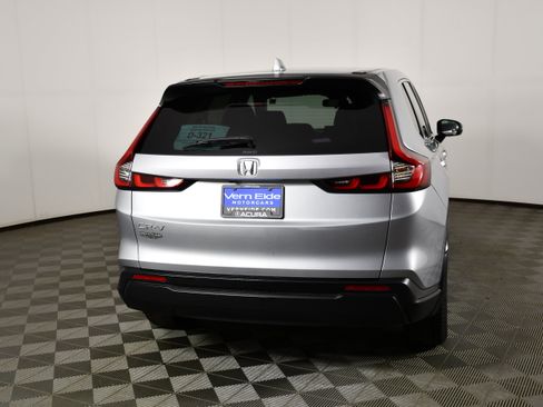 Used 2025 Honda CR-V LX image 7