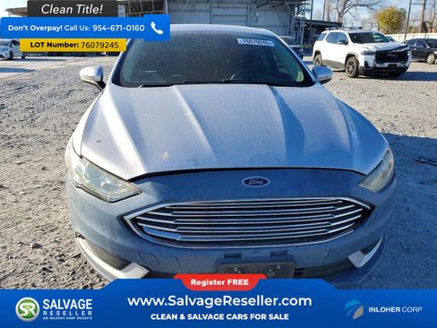 Used 2017 Ford Fusion SE image 7