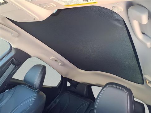 Used 2023 Ford Mustang Mach-E Premium image 12