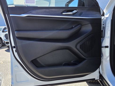 New 2025 Jeep Grand Cherokee Limited image 14