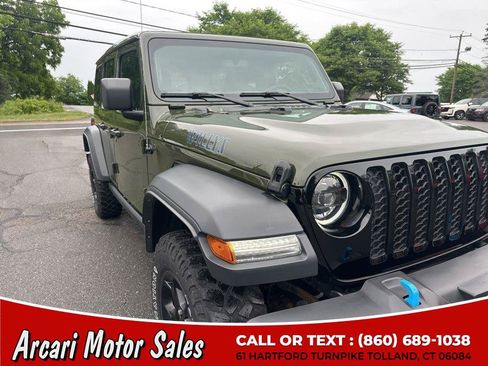 Used 2023 Jeep Wrangler Unlimited w/ Sun & Screen Package AWD/4WD image 10
