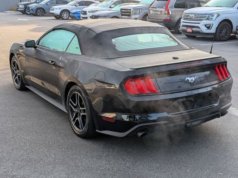 Used 2022 Ford Mustang Premium image 5