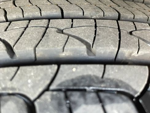 Used 2013 Toyota Avalon XLE Touring FWD image 23