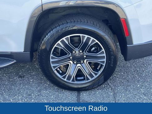 Used 2022 Jeep Wagoneer Series III image 11