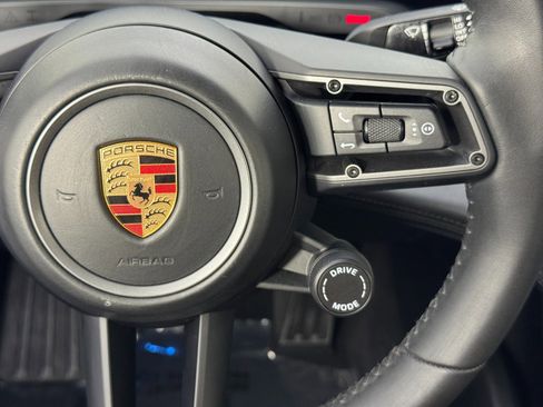 Used 2020 Porsche Taycan image 23