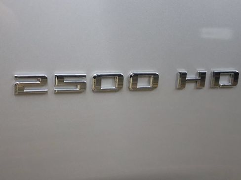 Used 2023 Chevrolet Silverado 2500 LT w/ Convenience Package AWD/4WD image 11