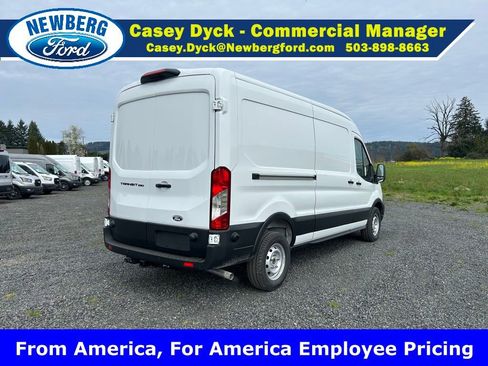 New 2026 Ford Transit 250 148 Medium Roof w/ Load Area Protection Package RWD image 5
