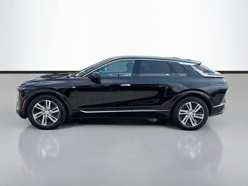 Certified 2024 Cadillac Lyriq Tech AWD/4WD image 7