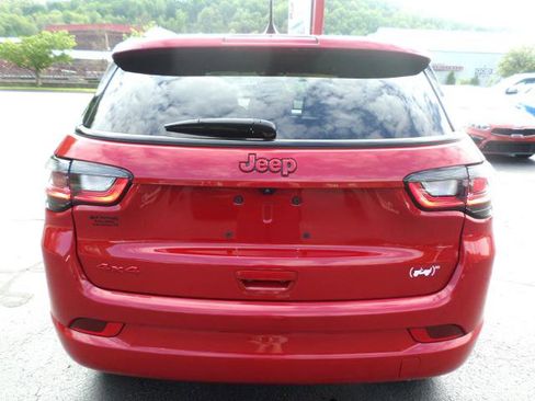 Used 2022 Jeep Compass Limited w/ (RED) Package AWD/4WD image 5