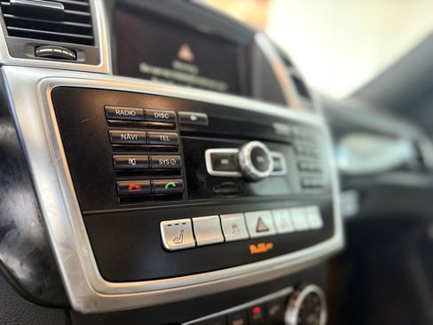 Used 2014 Mercedes-Benz ML 350 4MATIC image 23