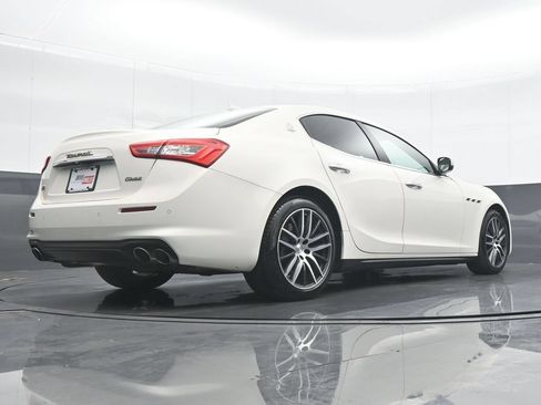 Used 2019 Maserati Ghibli S Q4 AWD/4WD image 30