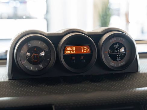 Used 2014 Toyota FJ Cruiser 4WD w/ Upgrade Package image 14