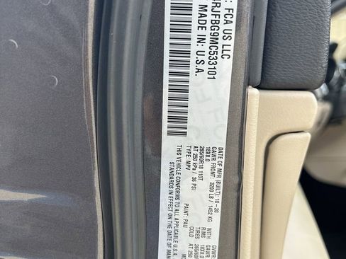 Used 2021 Jeep Grand Cherokee Limited w/ Trailer Tow Group IV AWD/4WD image 29