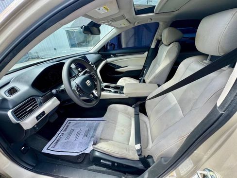 Used 2020 Honda Accord EX image 14
