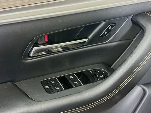 Used 2024 MAZDA CX-90 Plug-In Hybrid w/ Premium Pkg image 15