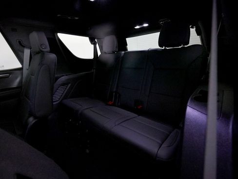 Used 2026 Chevrolet Tahoe Z71 w/ Comfort Package image 17