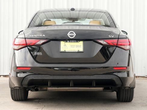 Used 2022 Nissan Sentra SV w/ SV Premium Package image 10