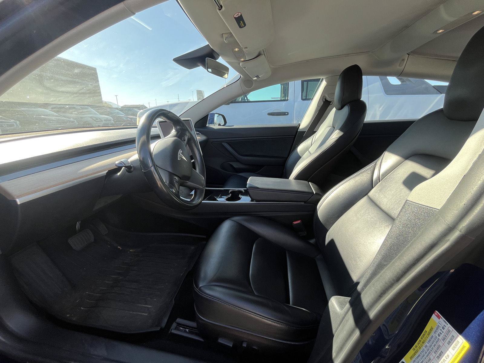 Used 2018 Tesla Model 3 Long Range RWD image 6