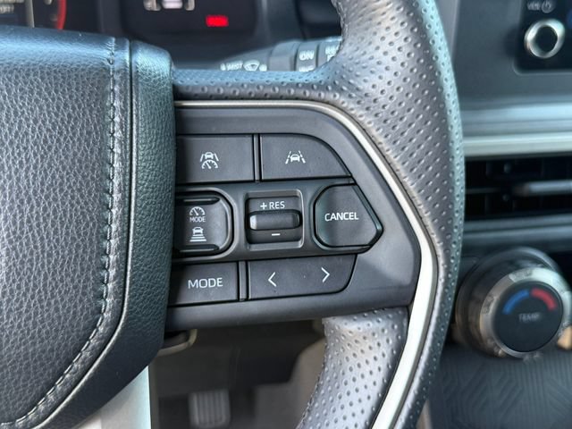 Used 2026 Toyota 4Runner SR5 AWD/4WD image 15
