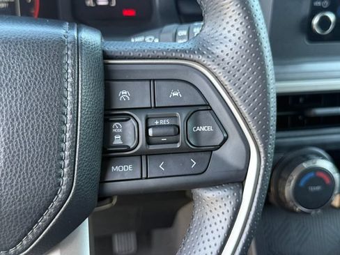 Used 2026 Toyota 4Runner SR5 AWD/4WD image 15
