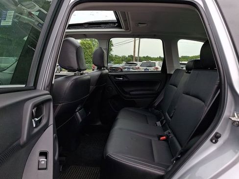 Used 2018 Subaru Forester 2.5i Limited AWD/4WD image 10