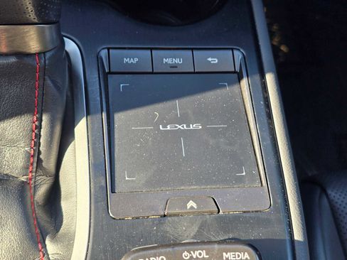 Used 2019 Lexus UX 200 F Sport image 35