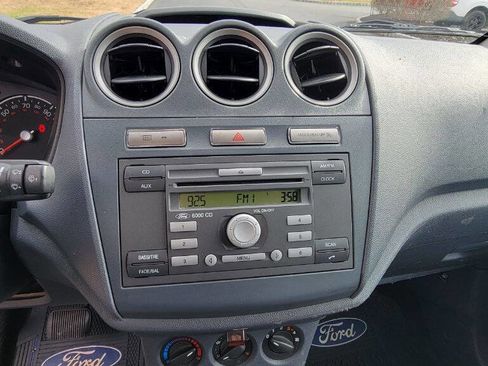 Used 2011 Ford Transit Connect XLT image 37
